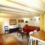 Al Mezzanino, Palazzo Torniello Lejlighed *