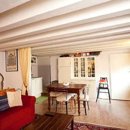 Al Mezzanino, Palazzo Torniello 아파트 베니스