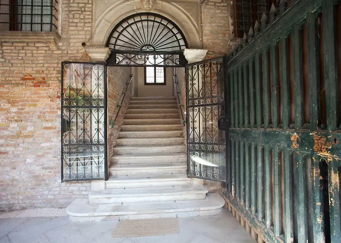 Apartment Al Mezzanino, Palazzo Torniello *