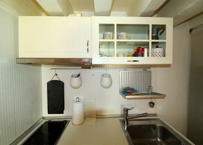 Al Mezzanino, Palazzo Torniello